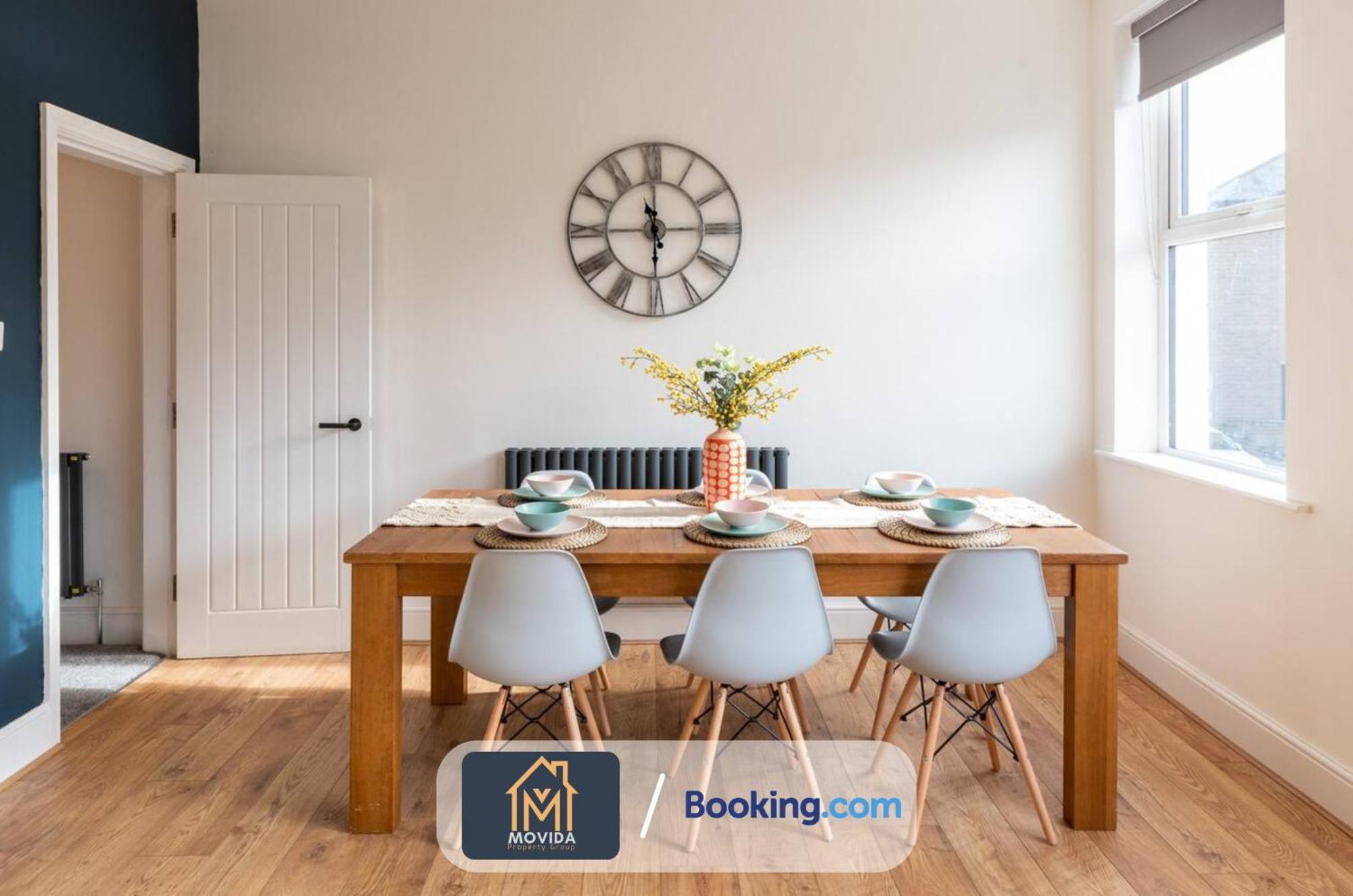 Central Elegant Three Bed Duplex By Movida Property Group Short Lets & Serviced Accommodation Harrogate Exterior foto