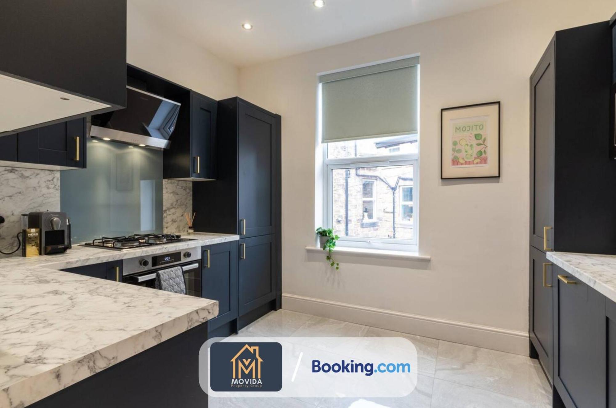 Central Elegant Three Bed Duplex By Movida Property Group Short Lets & Serviced Accommodation Harrogate Exterior foto