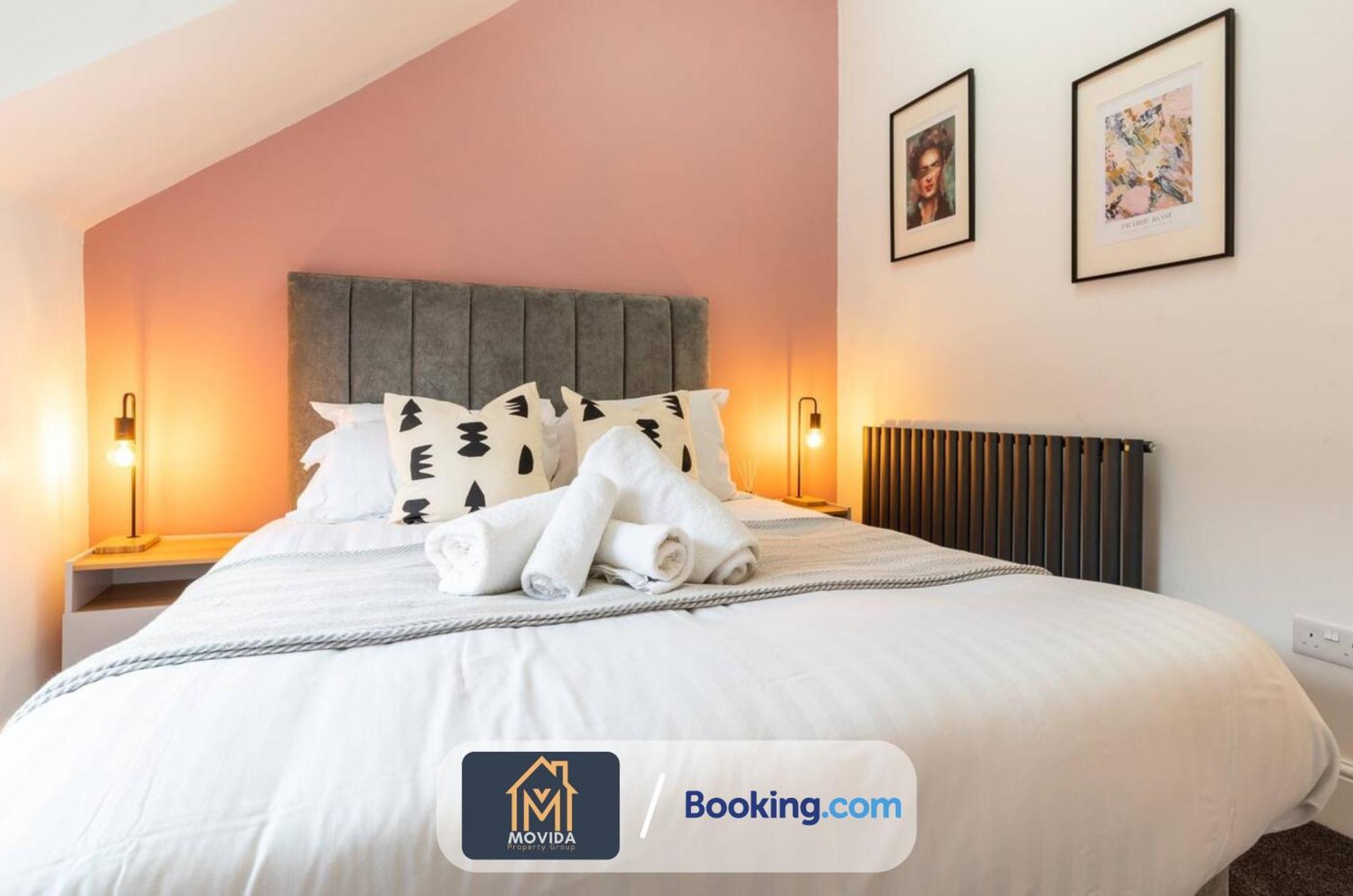 Central Elegant Three Bed Duplex By Movida Property Group Short Lets & Serviced Accommodation Harrogate Exterior foto